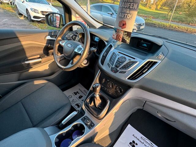 Форд Сі-Макс 2015 у Європі на Automoto.ua Білий Форд Сі-Макс, об'ємом двигуна 1 л та пробігом 81 тис. км за 7990 $, фото 11 на Automoto.ua