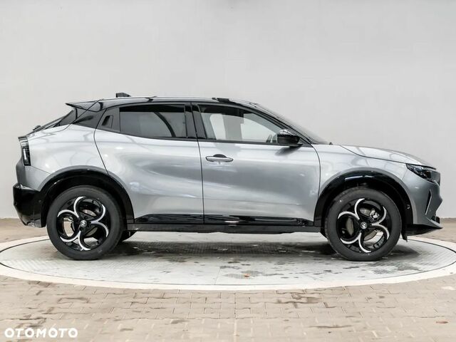 Альфа Ромео Джуниор 2025 в Европе на Automoto.ua Серый Альфа Ромео Джуниор, объемом двигателя 1 л и пробегом 350 тыс. км за 34601 $, фото 5 на Automoto.ua