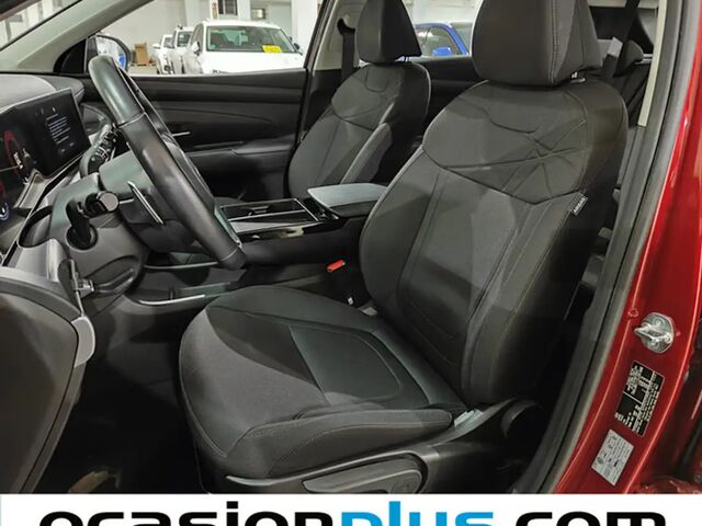 Хендай Туксон 2024 в Европе на Automoto.ua Красный Хендай Туксон, объемом двигателя 1.6 л и пробегом 35 тыс. км за 32790 $, фото 11 на Automoto.ua