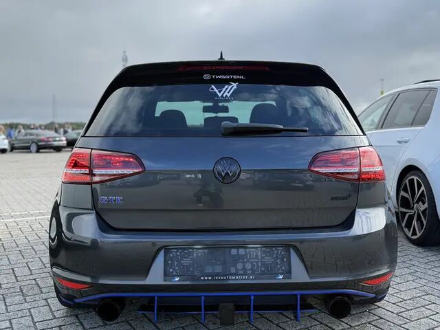 Фольксваген Гольф 2015 у Європі на Automoto.ua Сірий Фольксваген Гольф, об'ємом двигуна 1.4 л та пробігом 263 тис. км за 14424 $, фото 8 на Automoto.ua