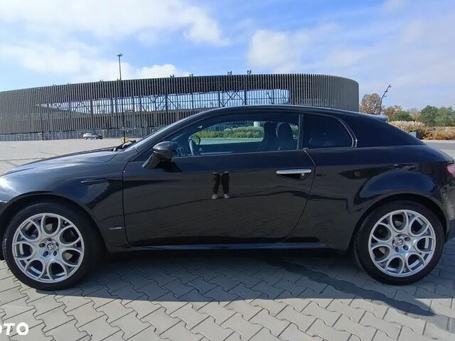 Альфа Ромео Brera 2009 у Європі на Automoto.ua Чорний Альфа Ромео Brera, об'ємом двигуна 1 л та пробігом 215 тис. км за 7991 $, фото 16 на Automoto.ua