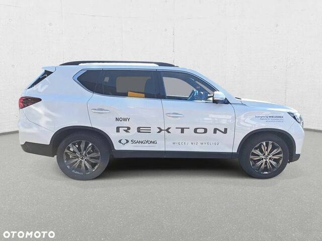 Cанг Йонг Rexton, об'ємом двигуна 2.16 л та пробігом 553 тис. км за 60475 $, фото 3 на Automoto.ua