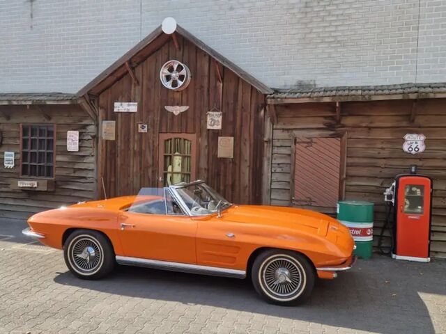 Шевроле Корвет 1962 в Европе на Automoto.ua Оранжевый Шевроле Корвет, объемом двигателя 0 л и пробегом 53 тыс. км за 61876 $, фото 1 на Automoto.ua