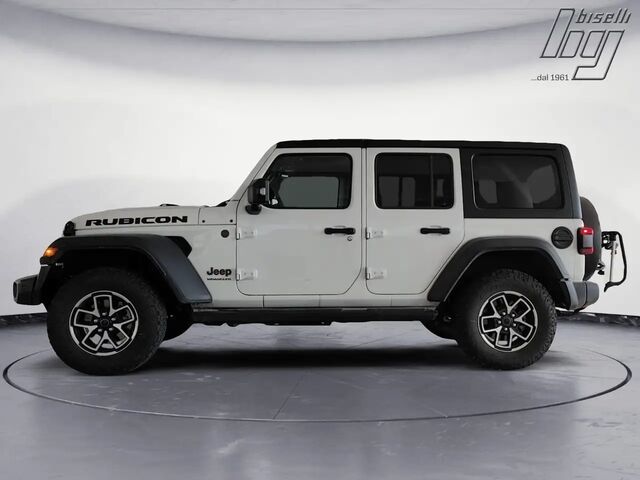 Джип Вранглер 2024 в Европе на Automoto.ua Белый Джип Вранглер, объемом двигателя 2 л и пробегом 50 тыс. км за 59503 $, фото 3 на Automoto.ua