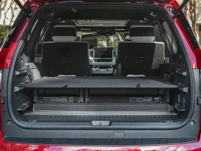 Розмір багажника Тойота Секвоя 2023