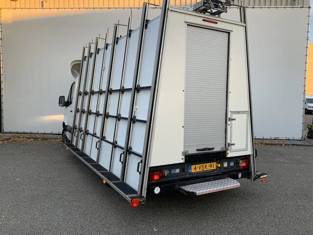 Фольксваген Крафтер 2011 в Европе на Automoto.ua Белый Фольксваген Крафтер, объемом двигателя 1.97 л и пробегом 194 тыс. км за 15470 $, фото 1 на Automoto.ua