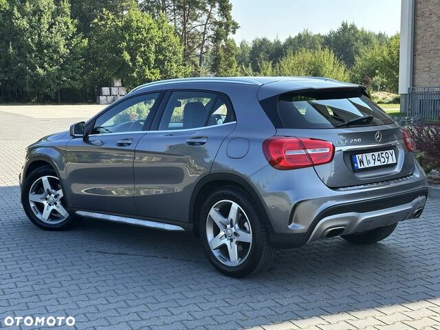 Мерседес ГЛА-Клас 2015 у Європі на Automoto.ua Сірий Мерседес ГЛА-Клас, об'ємом двигуна 1 л та пробігом 177 тис. км за 17434 $, фото 17 на Automoto.ua