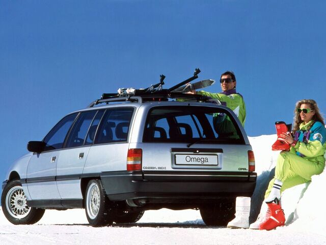 Опель Омега, Універсал 1986 - 1994 A Caravan 1.8