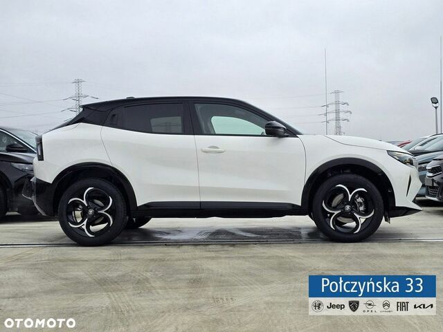 Альфа Ромео Джуниор 2024 в Европе на Automoto.ua Белый Альфа Ромео Джуниор, объемом двигателя 1 л и пробегом 7 тыс. км за 32177 $, фото 4 на Automoto.ua