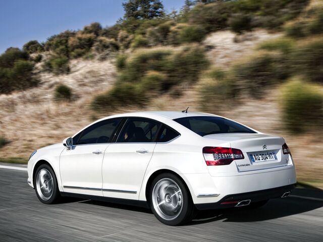 Сітроен С5, Седан 2008 - н.в. II 2.0HDI AT (138 Hp)