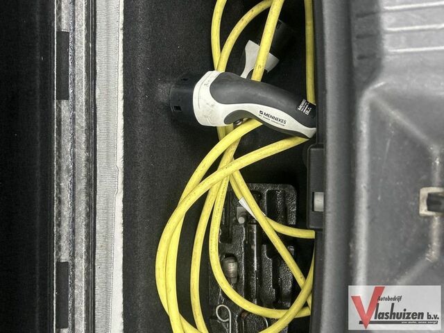 Фольксваген ID.4 2020 в Европе на Automoto.ua Белый Фольксваген ID.4, объемом двигателя 0 л и пробегом 235 тыс. км за 19785 $, фото 17 на Automoto.ua