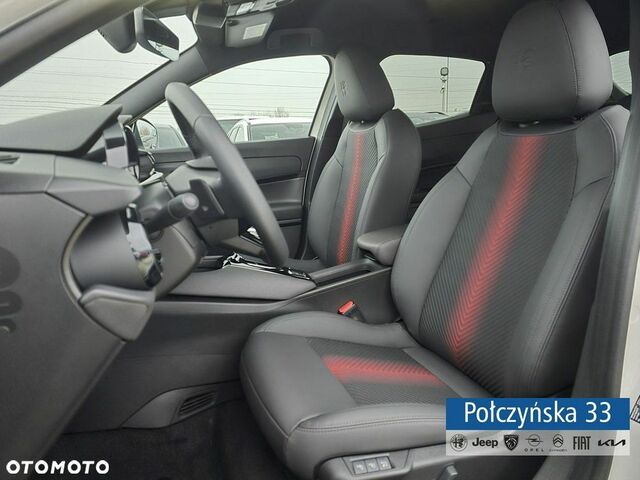 Альфа Ромео Джуниор 2024 в Европе на Automoto.ua Белый Альфа Ромео Джуниор, объемом двигателя 1 л и пробегом 7 тыс. км за 32177 $, фото 14 на Automoto.ua