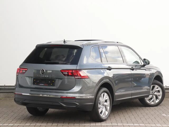 Фольксваген Tiguan Allspace 2024 у Європі на Automoto.ua Сірий Фольксваген Tiguan Allspace, об'ємом двигуна 1.5 л та пробігом 14 тис. км за 52257 $, фото 3 на Automoto.ua
