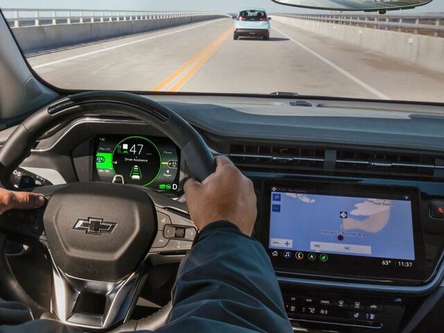 Тест-драйв нового Chevrolet Bolt EUV 2023 з фотографіями та відео