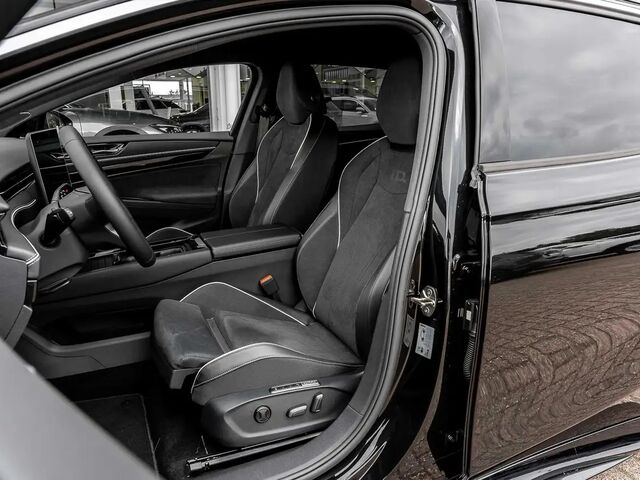 Фольксваген ID.7 2025 у Європі на Automoto.ua Чорний Фольксваген ID.7, об'ємом двигуна 0 л та пробігом 2 тис. км за 50900 $, фото 3 на Automoto.ua