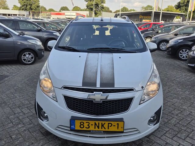 Шевроле Спарк 2010 в Европе на Automoto.ua Белый Шевроле Спарк, объемом двигателя 1 л и пробегом 191 тыс. км за 2748 $, фото 2 на Automoto.ua