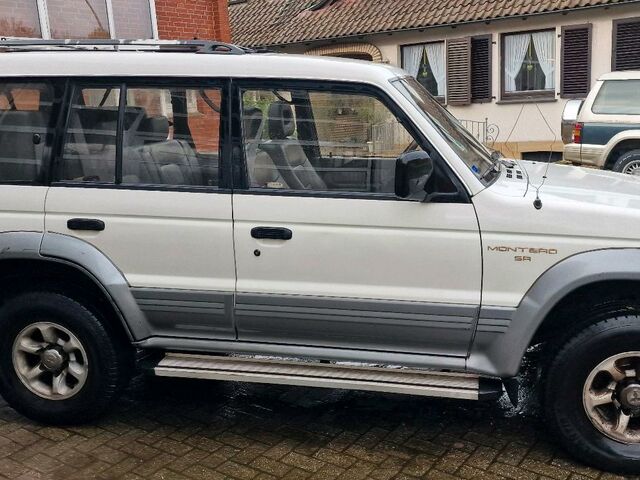 Міцубісі Паджеро 1995 у Європі на Automoto.ua Міцубісі Паджеро, об'ємом двигуна 0 л та пробігом 153 тис. км за 10500 $, фото 1 на Automoto.ua