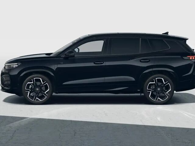 Фольксваген Tayron 2025 в Европе на Automoto.ua Черный Фольксваген Tayron, объемом двигателя 1.5 л и пробегом 10 тыс. км за 75171 $, фото 2 на Automoto.ua