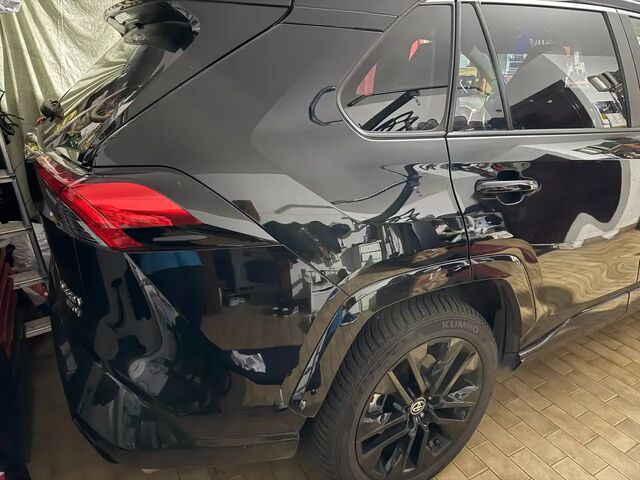 Тойота РАВ 4 2020 у Європі на Automoto.ua Чорний Тойота РАВ 4, об'ємом двигуна 2.49 л та пробігом 63 тис. км за 33082 $, фото 8 на Automoto.ua