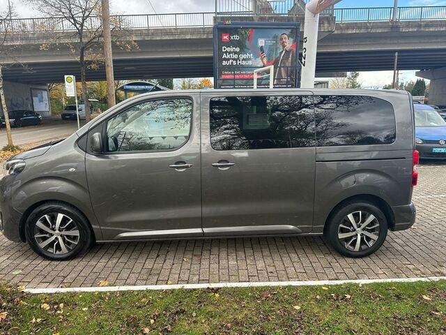 Тойота Proace Verso 2019 у Європі на Automoto.ua Тойота Proace Verso, об'ємом двигуна 2 л та пробігом 139 тис. км за 16900 $, фото 3 на Automoto.ua