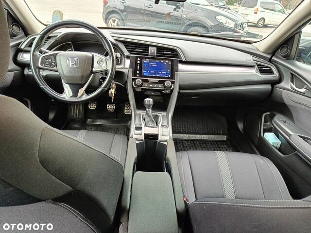 Хонда Цивик, объемом двигателя 1.5 л и пробегом 102 тыс. км за 16415 $, фото 5 на Automoto.ua