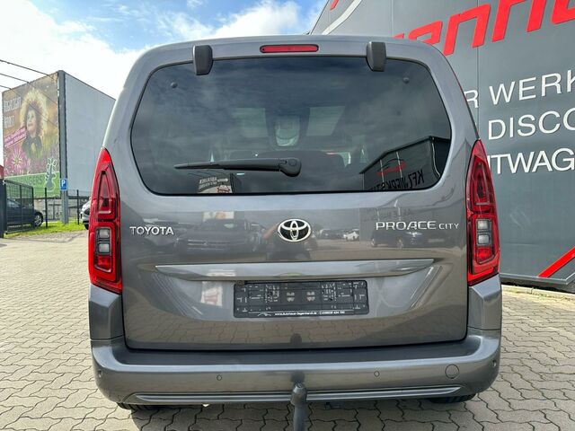 Тойота Proace Verso 2021 у Європі на Automoto.ua Тойота Proace Verso, об'ємом двигуна 1.2 л та пробігом 43 тис. км за 21890 $, фото 7 на Automoto.ua