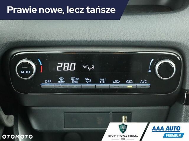 Тойота Яріс, об'ємом двигуна 1.49 л та пробігом 22 тис. км за 17927 $, фото 11 на Automoto.ua