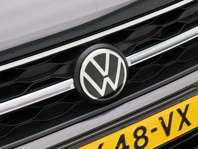 Фольксваген Taigo 2022 у Європі на Automoto.ua Чорний Фольксваген Taigo, об'ємом двигуна 1 л та пробігом 88 тис. км за 28986 $, фото 10 на Automoto.ua