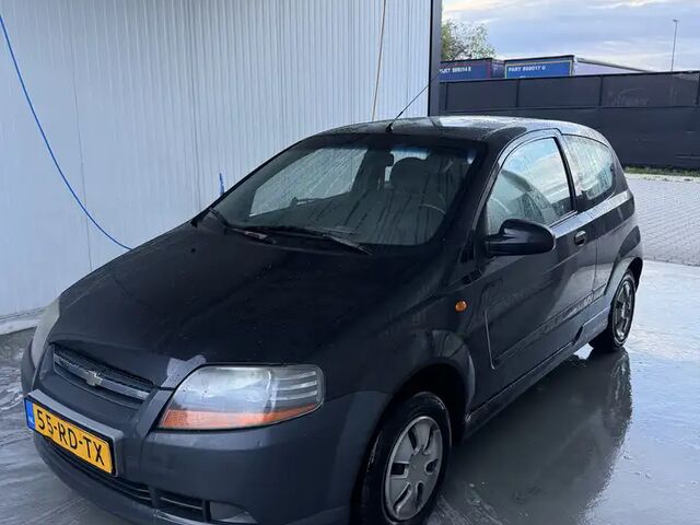 Шевроле Калос 2005 в Европе на Automoto.ua Черный Шевроле Калос, объемом двигателя 1.15 л и пробегом 190 тыс. км за 1636 $, фото 1 на Automoto.ua