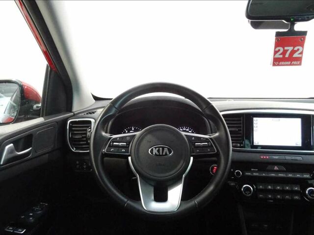 Красный Киа Sportage, объемом двигателя 1.6 л и пробегом 61 тыс. км за 21909 $, фото 12 на Automoto.ua