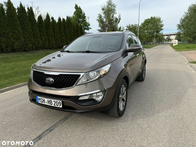 Кіа Sportage, об'ємом двигуна 1.59 л та пробігом 173 тис. км за 10778 $, фото 11 на Automoto.ua