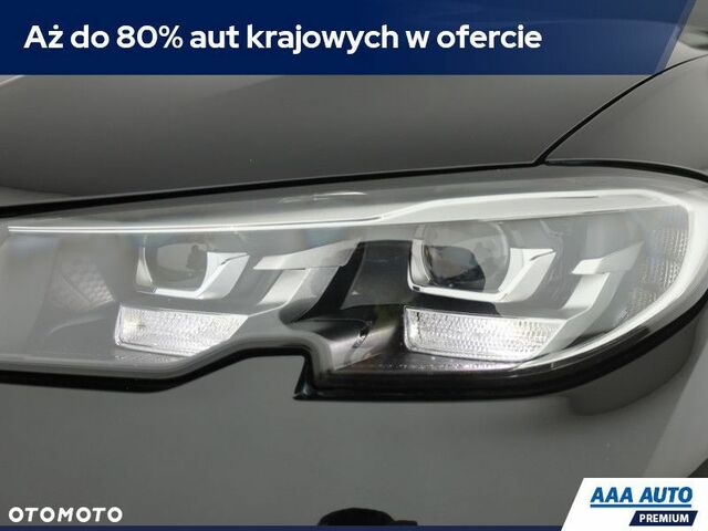 БМВ 3 Серія, об'ємом двигуна 2 л та пробігом 39 тис. км за 26566 $, фото 23 на Automoto.ua