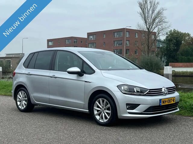 Фольксваген Гольф Спортсван 2016 у Європі на Automoto.ua Сірий Фольксваген Гольф Спортсван, об'ємом двигуна 1.2 л та пробігом 168 тис. км за 9750 $, фото 5 на Automoto.ua