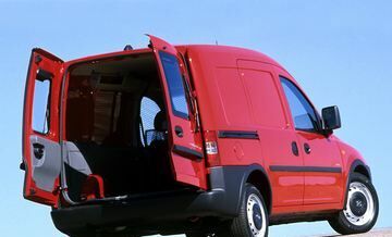 Опель Комбо вант.-пас., Фургон 2007 - 2011 Van 1.7 CDTI MT (150 Hp)