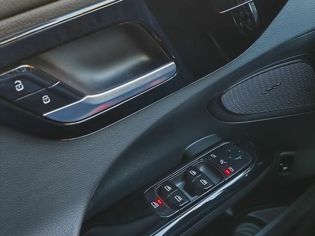 Мерседес Ц-Класс 2021 в Европе на Automoto.ua Мерседес Ц-Класс, объемом двигателя 1 л и пробегом 112 тыс. км за 30243 $, фото 21 на Automoto.ua