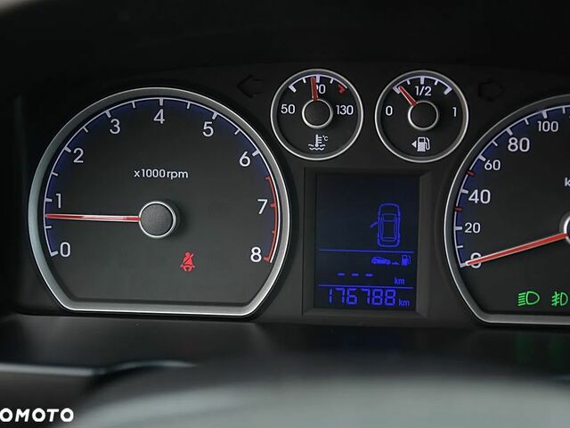 Хендай i30, об'ємом двигуна 1.4 л та пробігом 176 тис. км за 4309 $, фото 27 на Automoto.ua