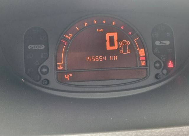 Рено Модус 2005 в Европе на Automoto.ua Серый Рено Модус, объемом двигателя 1.15 л и пробегом 155 тыс. км за 2601 $, фото 9 на Automoto.ua