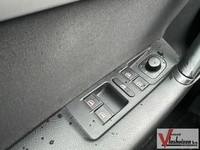 Фольксваген Пассат Варіант 2012 у Європі на Automoto.ua Сірий Фольксваген Пассат Варіант, об'ємом двигуна 1.6 л та пробігом 374 тис. км за 5258 $, фото 16 на Automoto.ua