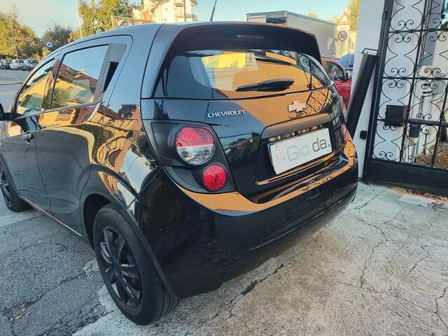 Шевроле Авео 2013 в Европе на Automoto.ua Черный Шевроле Авео, объемом двигателя 1.23 л и пробегом 195 тыс. км за 3502 $, фото 10 на Automoto.ua