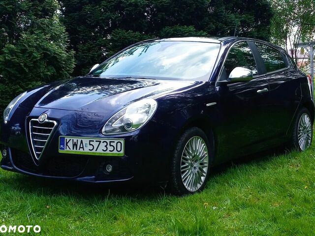 Альфа Ромео Giulietta, об'ємом двигуна 1.37 л та пробігом 147 тис. км за 7106 $, фото 3 на Automoto.ua