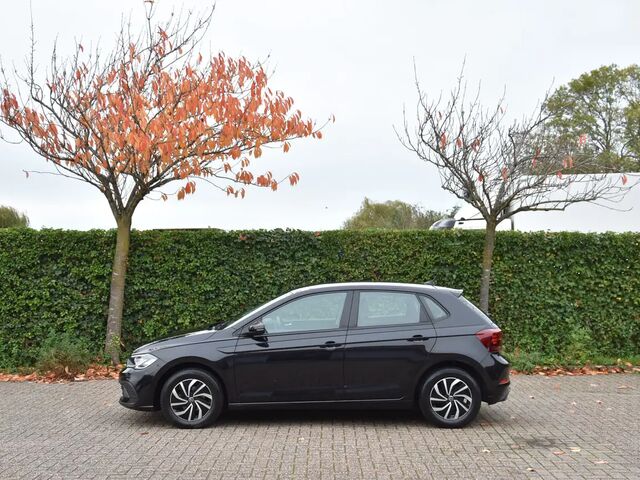 Фольксваген Поло 2021 у Європі на Automoto.ua Чорний Фольксваген Поло, об'ємом двигуна 1 л та пробігом 158 тис. км за 16756 $, фото 3 на Automoto.ua