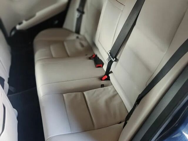 Мерседес Ц-Клас 2012 у Європі на Automoto.ua Мерседес Ц-Клас, об'ємом двигуна 2.99 л та пробігом 363 тис. км за 8112 $, фото 6 на Automoto.ua