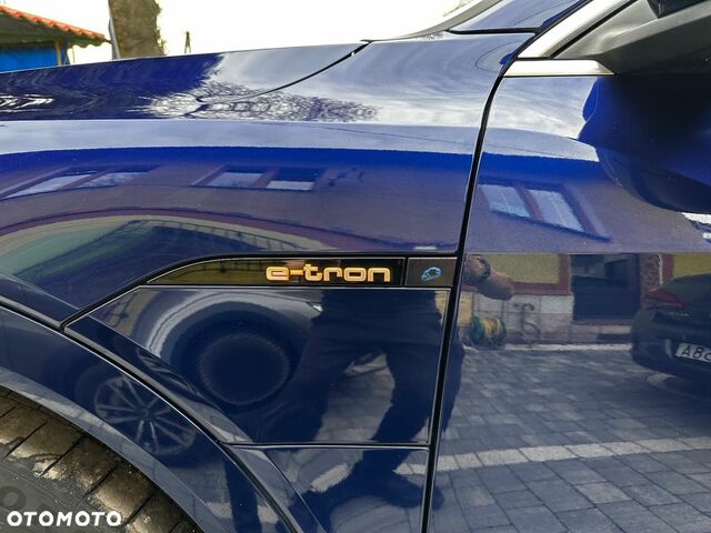 Ауді E-Tron, об'ємом двигуна 0 л та пробігом 38 тис. км за 40065 $, фото 9 на Automoto.ua