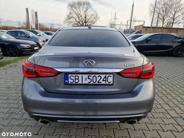 Інфініті Q50, об'ємом двигуна 2.14 л та пробігом 137 тис. км за 18769 $, фото 7 на Automoto.ua