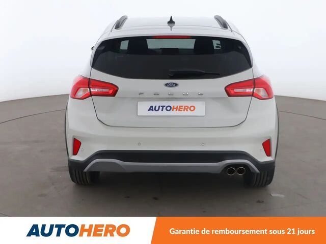 Форд Фокус 2019 в Европе на Automoto.ua Белый Форд Фокус, объемом двигателя 1 л и пробегом 70 тыс. км за 16916 $, фото 4 на Automoto.ua