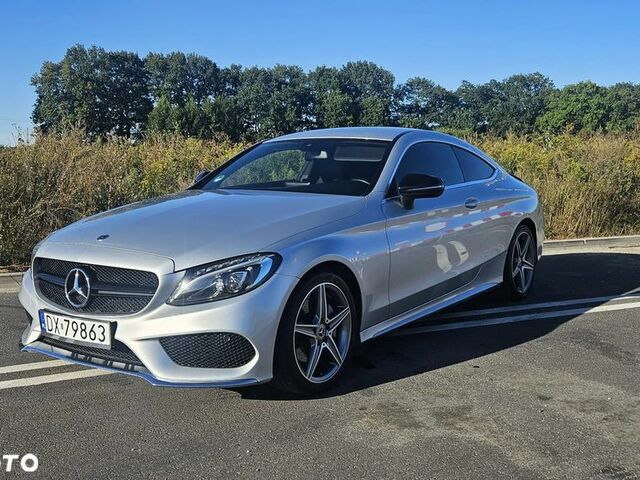 Мерседес Ц-Клас 2018 у Європі на Automoto.ua Сірий Мерседес Ц-Клас, об'ємом двигуна 1 л та пробігом 144 тис. км за 24819 $, фото 6 на Automoto.ua