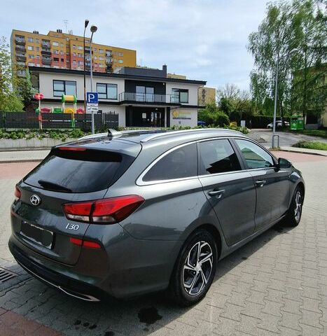 Хендай i30, об'ємом двигуна 1.5 л та пробігом 33 тис. км за 15529 $, фото 4 на Automoto.ua