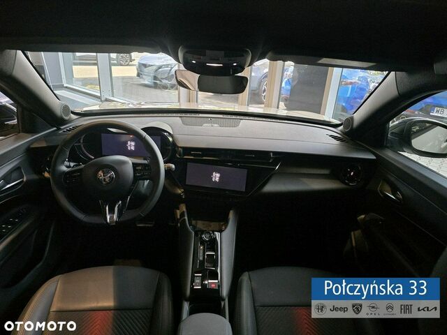 Альфа Ромео Джуниор 2024 в Европе на Automoto.ua Серый Альфа Ромео Джуниор, объемом двигателя 1 л и пробегом 7 тыс. км за 32177 $, фото 13 на Automoto.ua