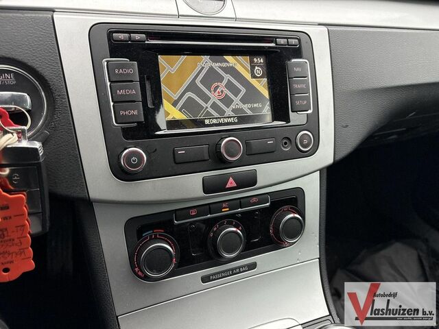 Фольксваген Пассат Варіант 2012 у Європі на Automoto.ua Сірий Фольксваген Пассат Варіант, об'ємом двигуна 1.6 л та пробігом 374 тис. км за 5258 $, фото 11 на Automoto.ua