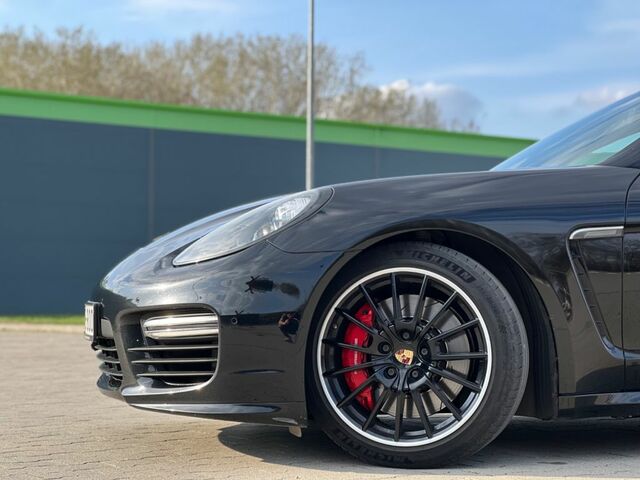 Чорний Порше Panamera, об'ємом двигуна 4.81 л та пробігом 99 тис. км за 52391 $, фото 3 на Automoto.ua